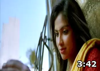 Video Screenshot of Velaiilla Pattadhari